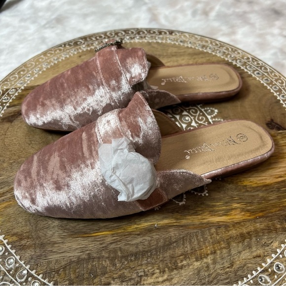 NWT Nature Breeze Slip on Women's Faux Velvet Mules - Picture 9 of 11